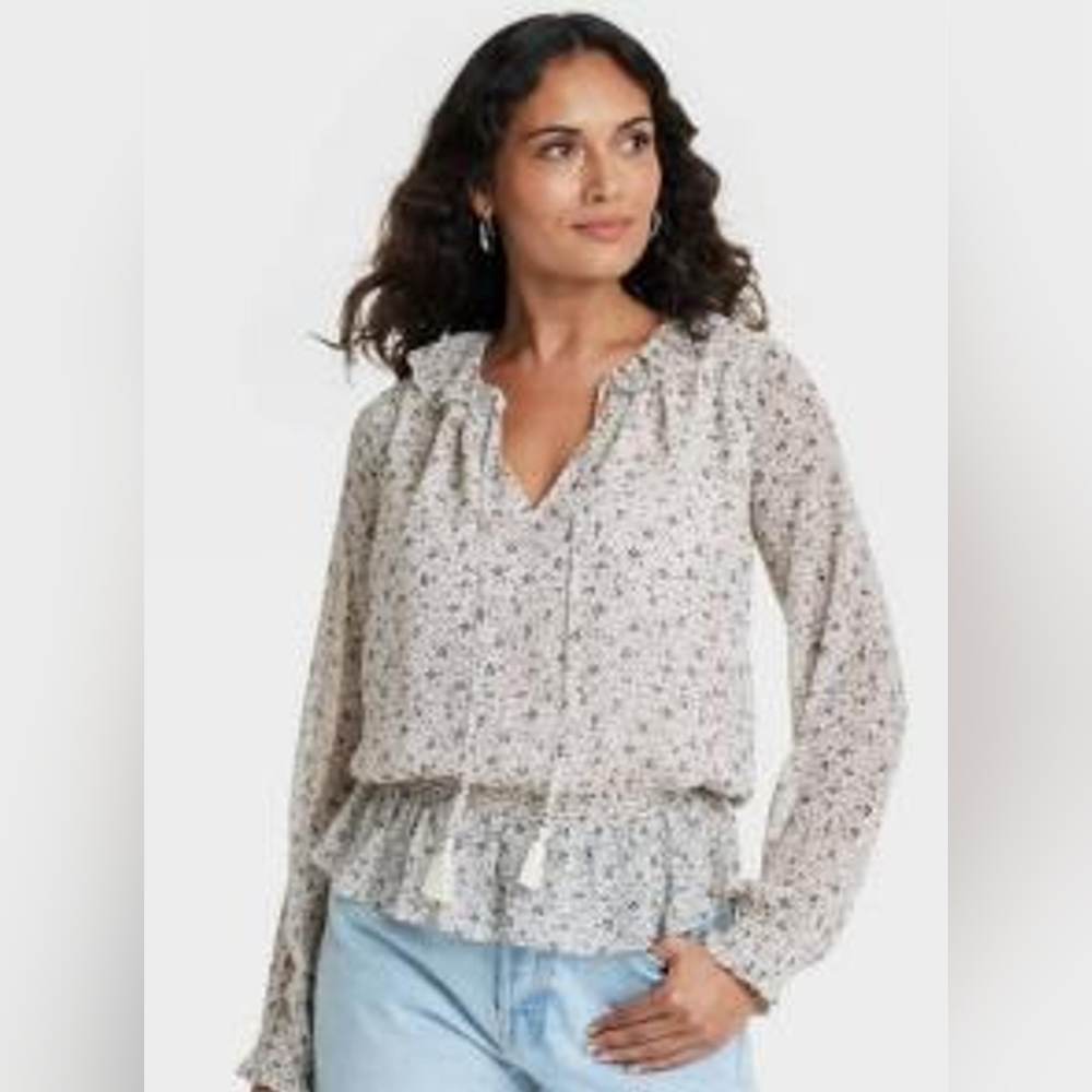 Universal Thread Floral Blouse